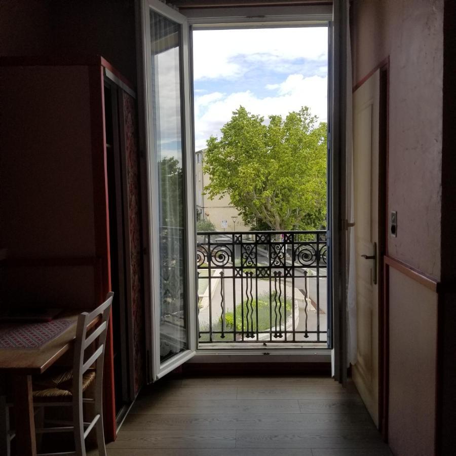 Logis Hotel Du Terreau Manosque Exterior foto